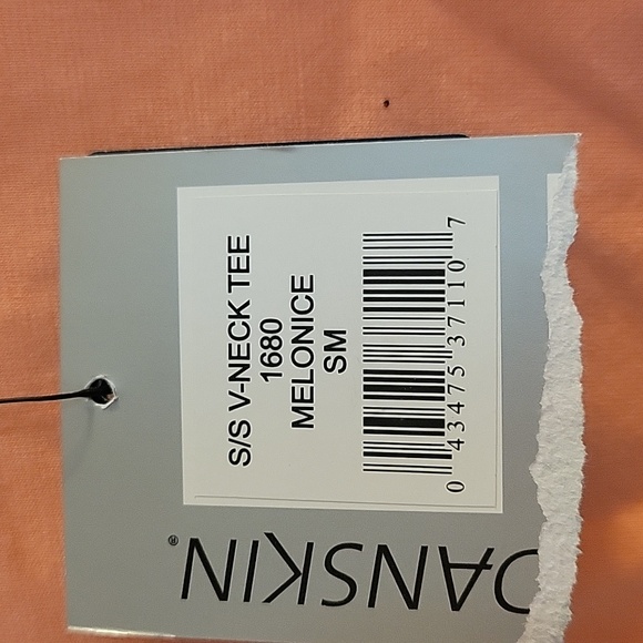 Danskin Peach V-Neck T-Shirt small - Picture 4 of 7